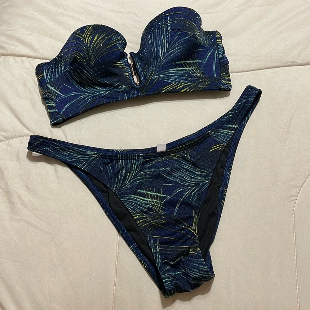 Victoria’s Secret Swim Set